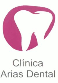 CLÍNICA DENTAL ARIAS